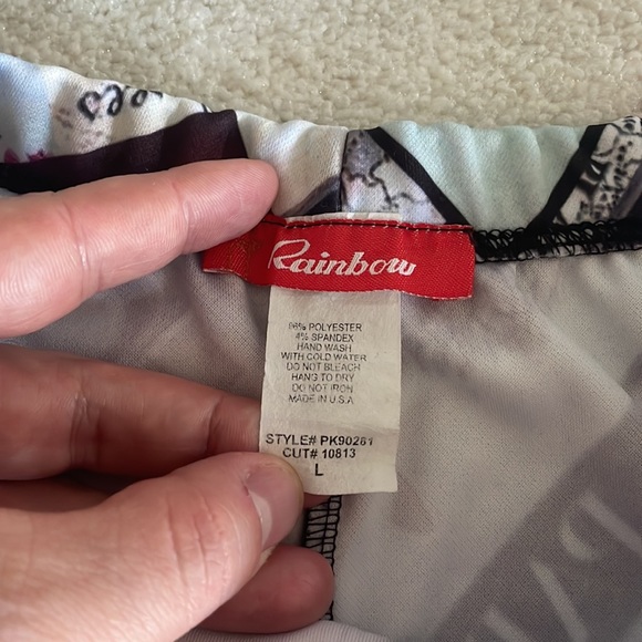 Newspaper Print Style neoprene Circle Skirt - Picture 3 of 5